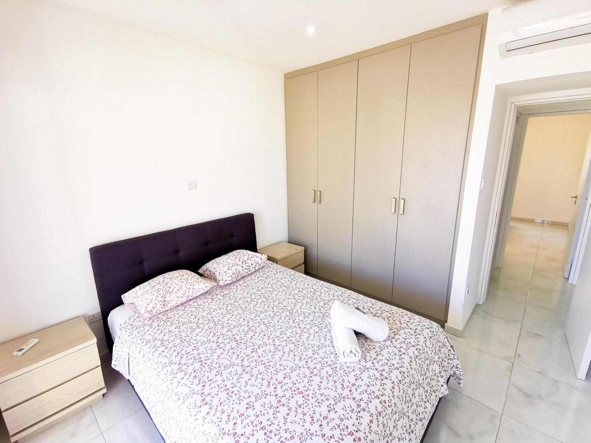 Sunny Daze Seaview Apartment Larnaca Extérieur photo