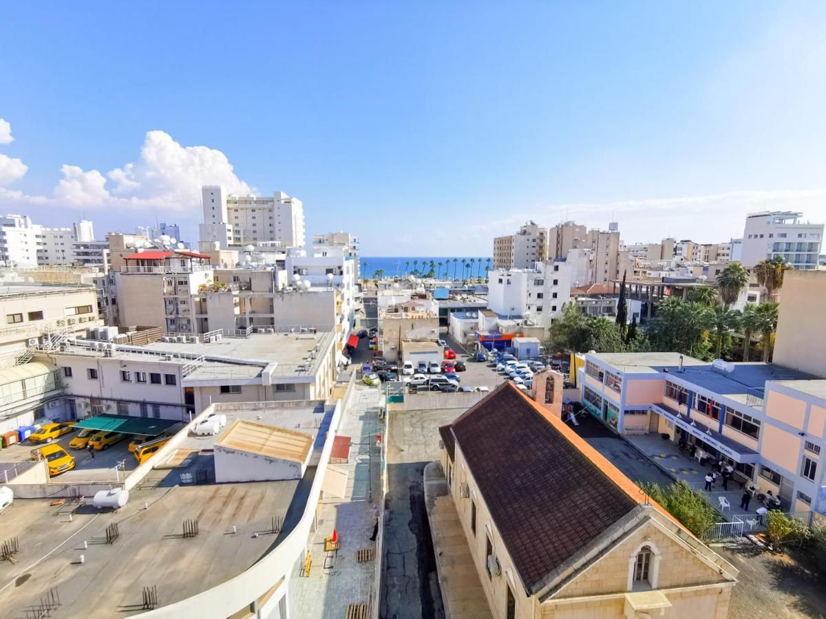 Sunny Daze Seaview Apartment Larnaca Extérieur photo